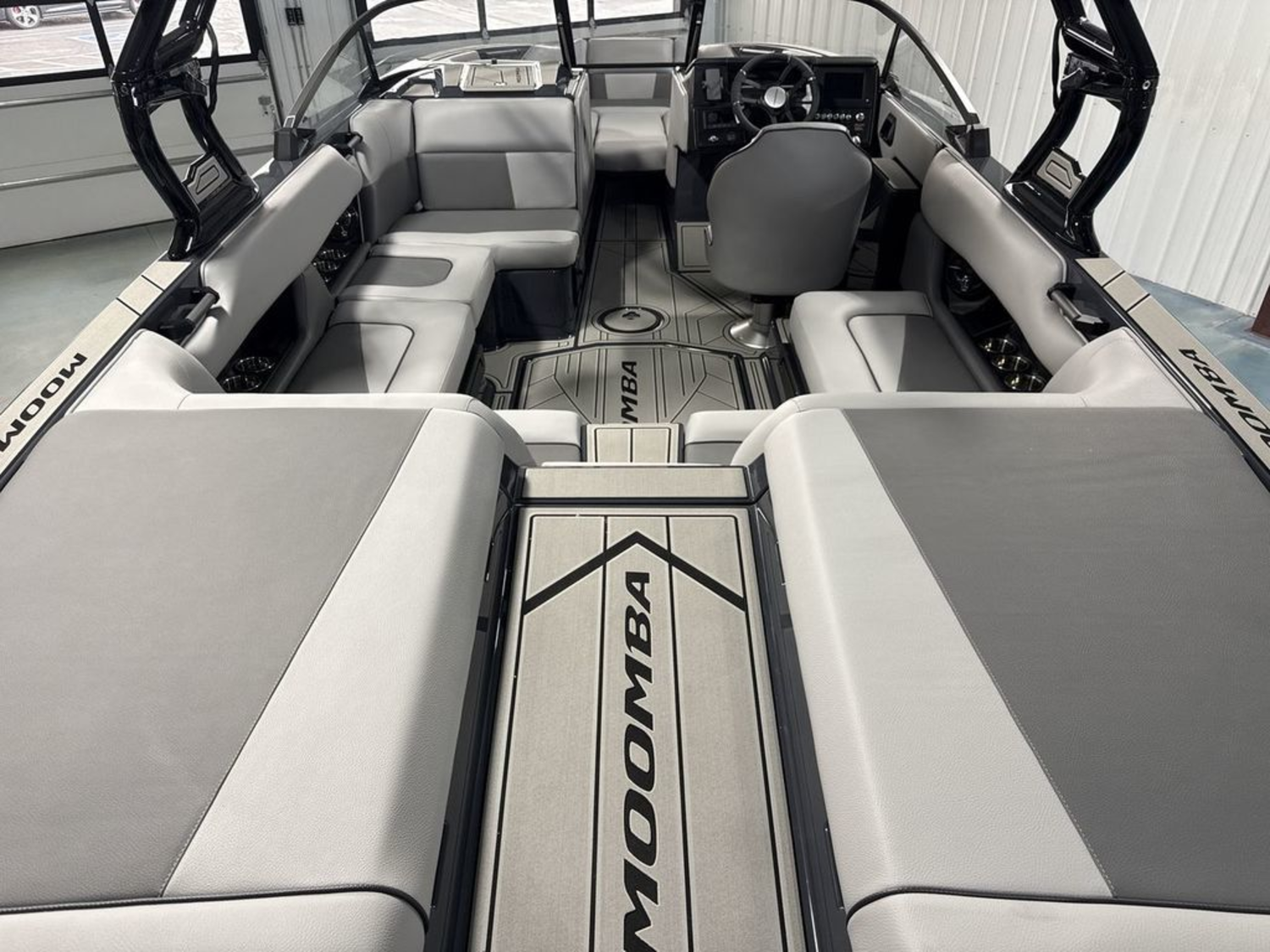 2026 MOOMBA Craz