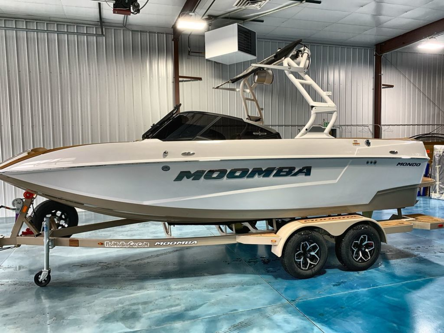 2025 MOOMBA Mondo