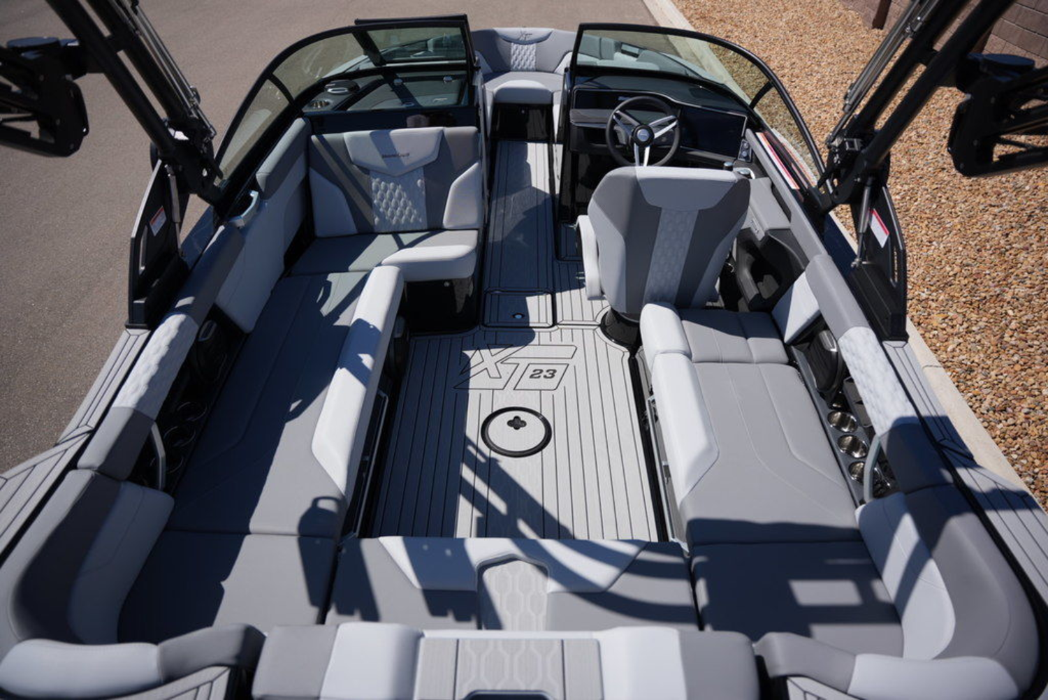 2026 MasterCraft XT23