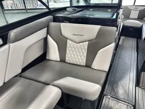 2026-mastercraft-xt23-141293-image17