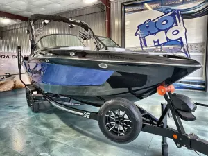 2026-mastercraft-xt23-141293-image1