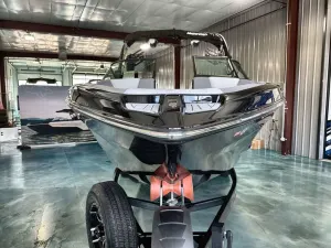 2026-mastercraft-xt23-141293-image2