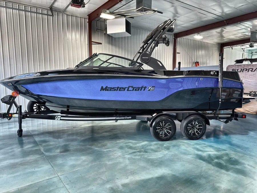 2026-mastercraft-xt23-141293-image4