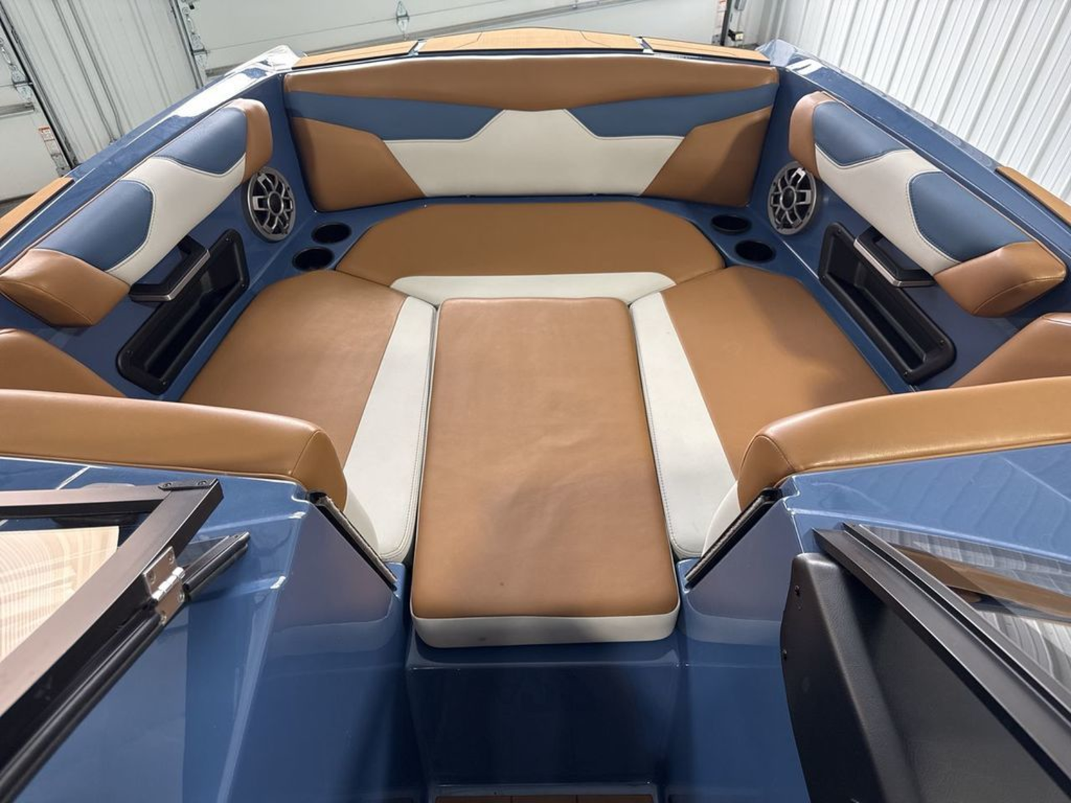 2022 Axis Wake Research A22
