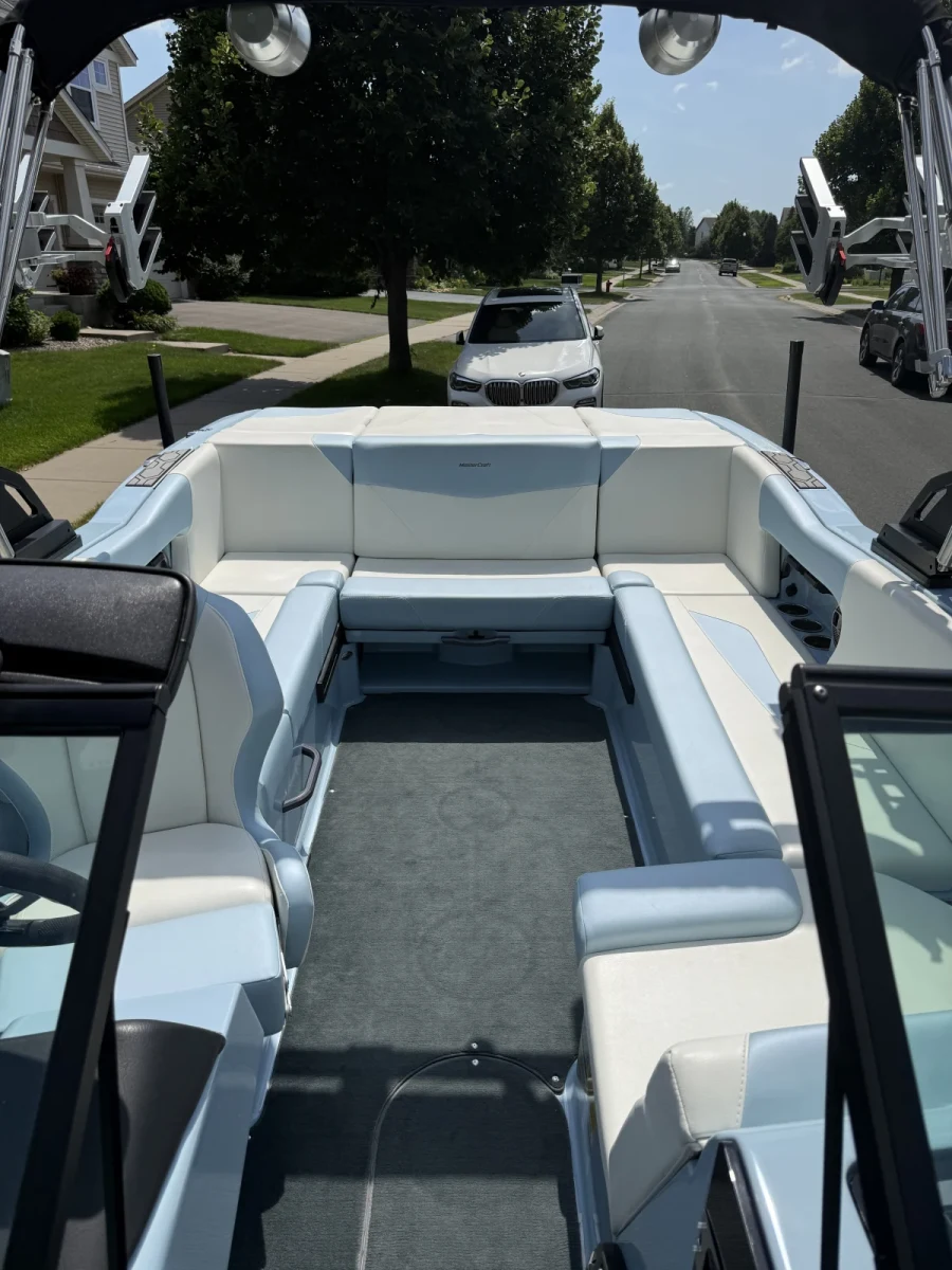 2022-mastercraft-nxt22-141297-image4.webp