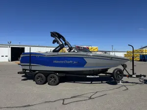 2022-mastercraft-x-star-141307-image0.webp