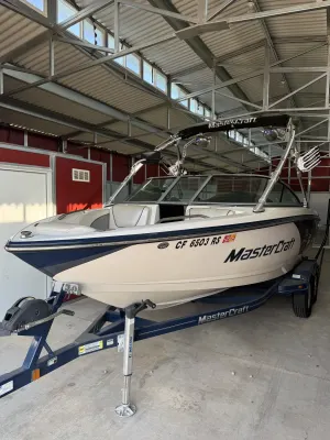 2011-mastercraft-x15-141312-image0.webp