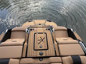 2023-mastercraft-x24-141314-image1.webp