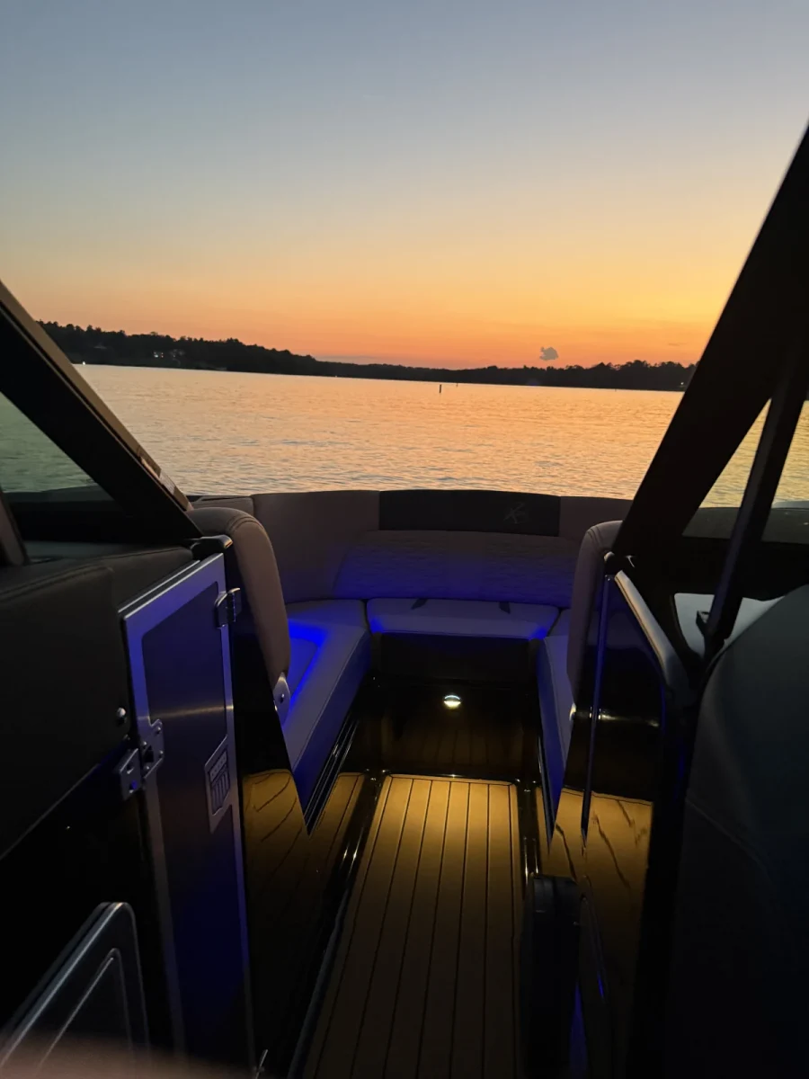 2023-mastercraft-x24-141314-image6.webp