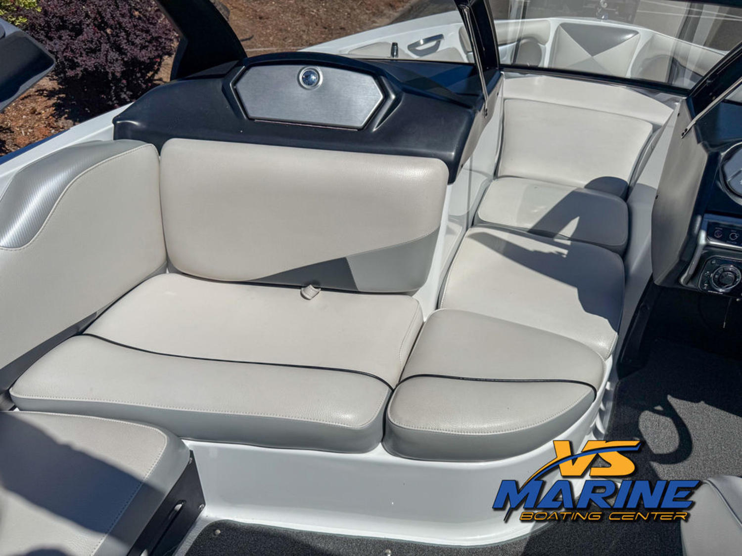 2014 Axis Wake Research A20