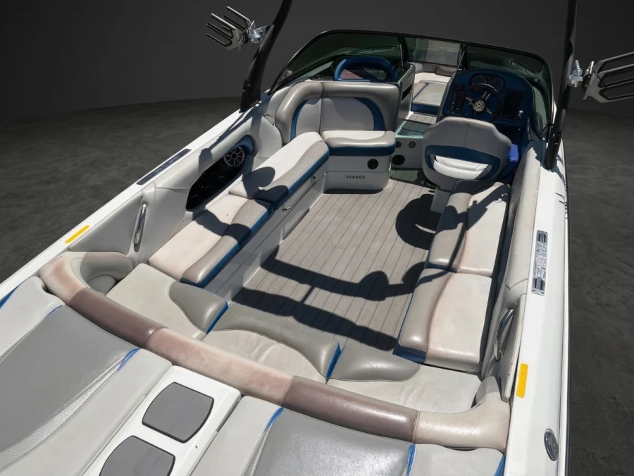 2013-centurion-enzo-141332-image2
