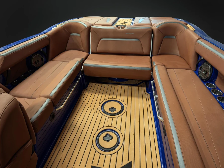 2019-mastercraft-x-star-141333-image10