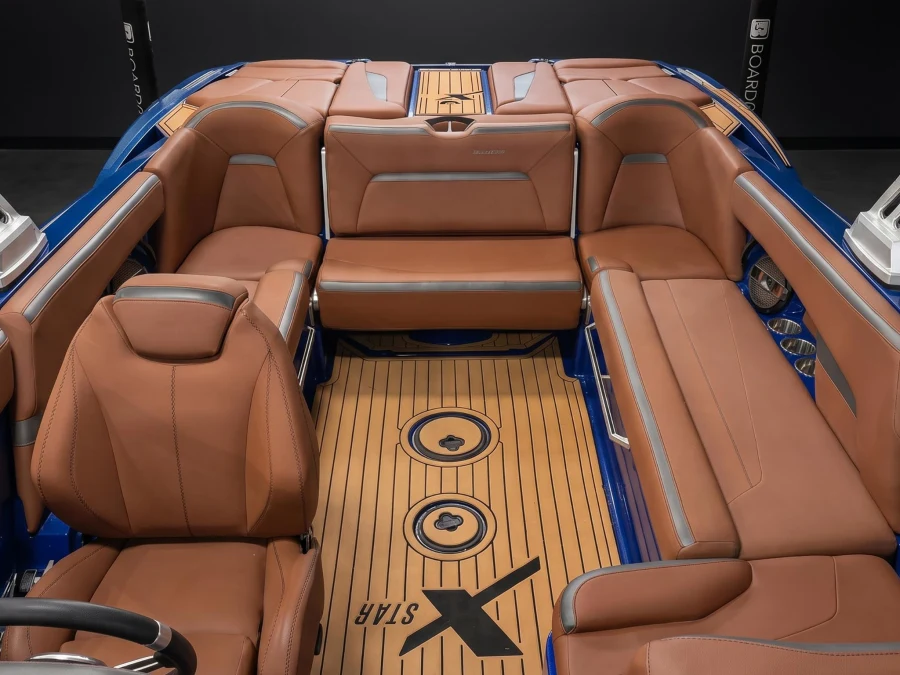 2019-mastercraft-x-star-141333-image9