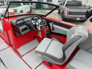 2024-mastercraft-nxt24-141350-image10