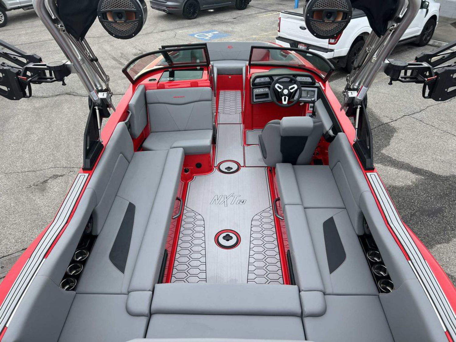 2024 Mastercraft NXT24