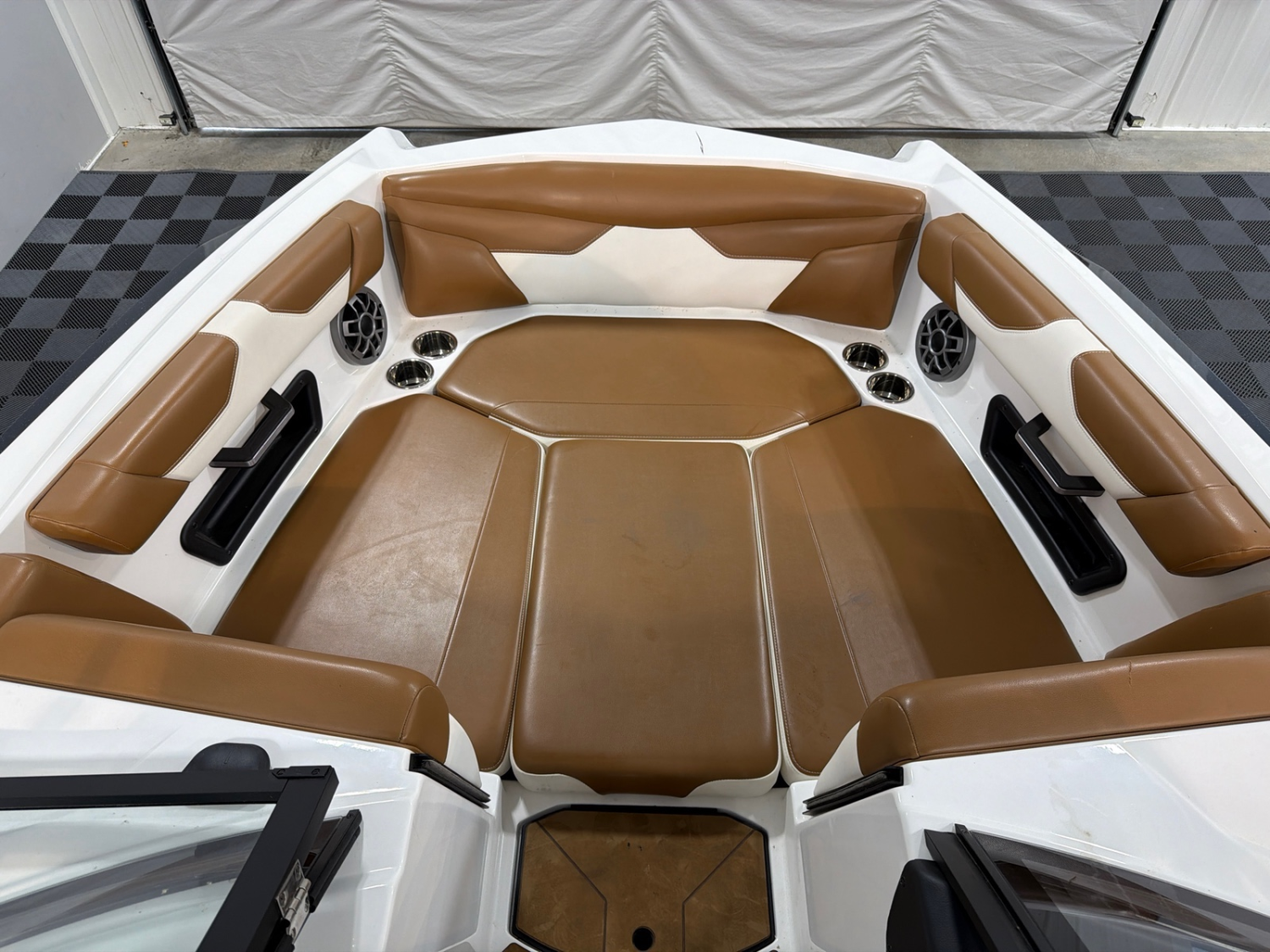 2022 Axis A24