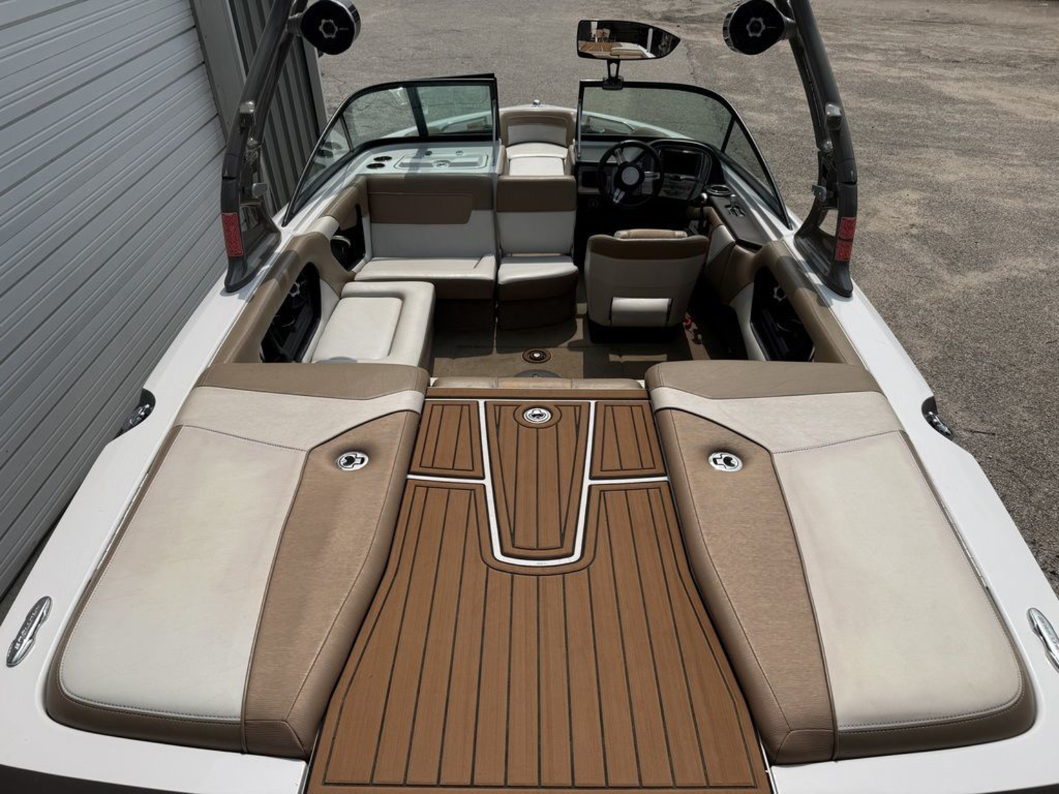 2013 Nautique 200