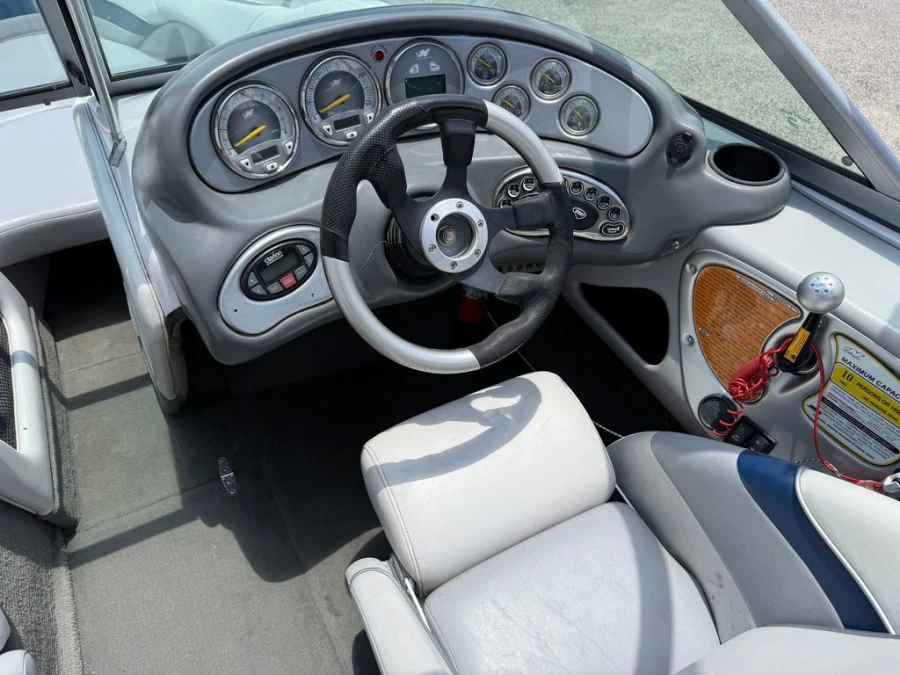 2004-nautique-super-air-nautique-210-141358-image10