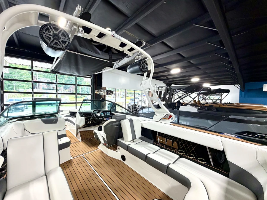 2019-nautique-gs24-141364-image8