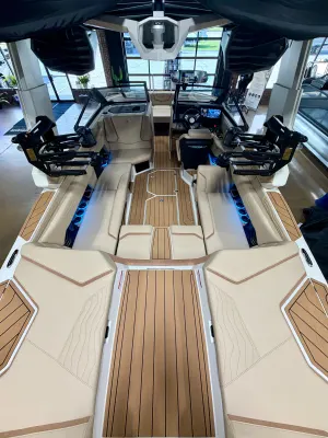 2026-nautique-g23-141365-image8