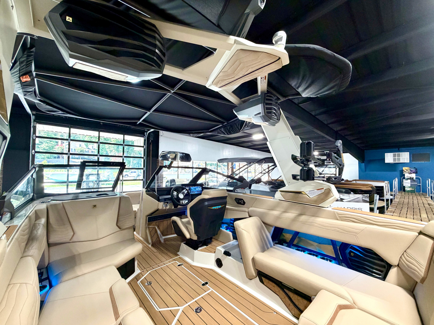 2026 Nautique G23