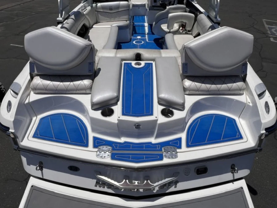 2013-mastercraft-x25-141366-image10