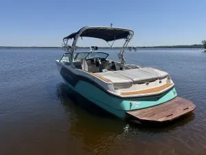 2019-mastercraft-nxt22-141382-image3.webp