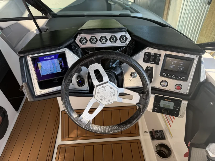 2019-mastercraft-nxt22-141382-image6.webp
