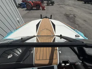 2019-nautique-ski-nautique-141388-image8.webp