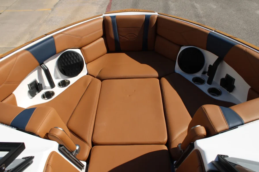 2026-malibu-wakesetter-23-lsv-141389-image17.webp