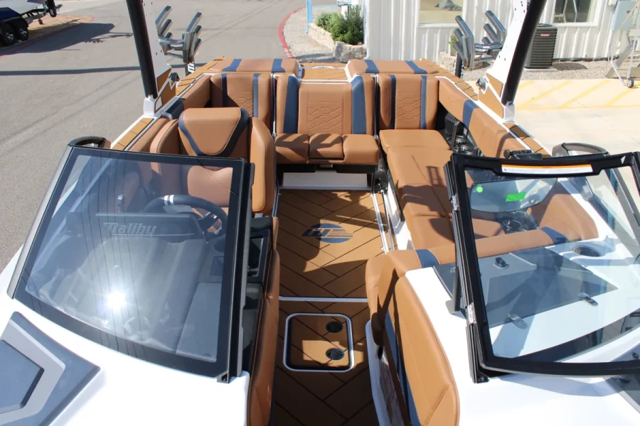 2026-malibu-wakesetter-23-lsv-141389-image18.webp