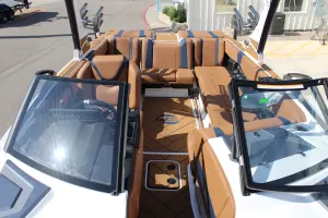 2026-malibu-wakesetter-23-lsv-141389-image18.webp