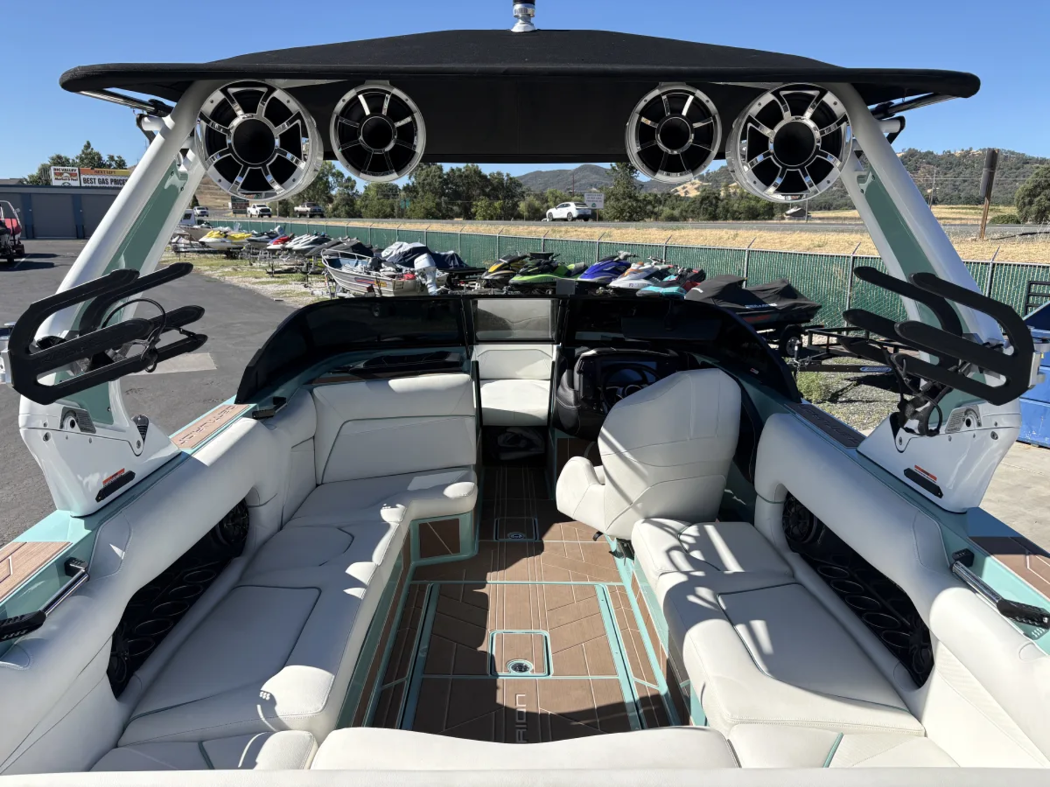 2022 CENTURION Vi24