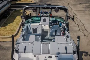 2024-mastercraft-xt25-141406-image24.webp