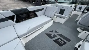 2024-mastercraft-xt25-141406-image7.webp
