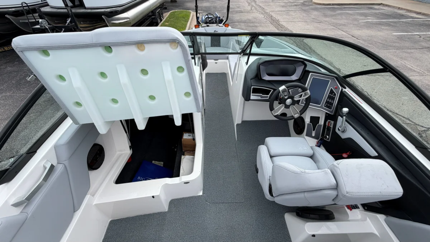 2024 MasterCraft XT25