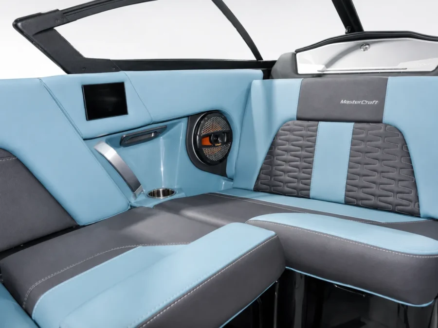2025-mastercraft-x24-141408-image8.webp