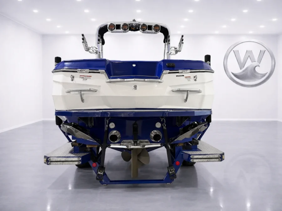 2018-mastercraft-x-star-141411-image3.webp