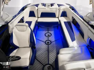 2018-mastercraft-x-star-141411-image6.webp