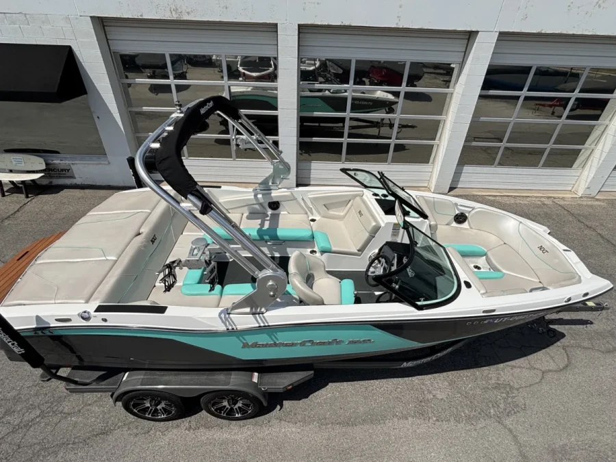 2018-mastercraft-nxt22-141413-image10.webp