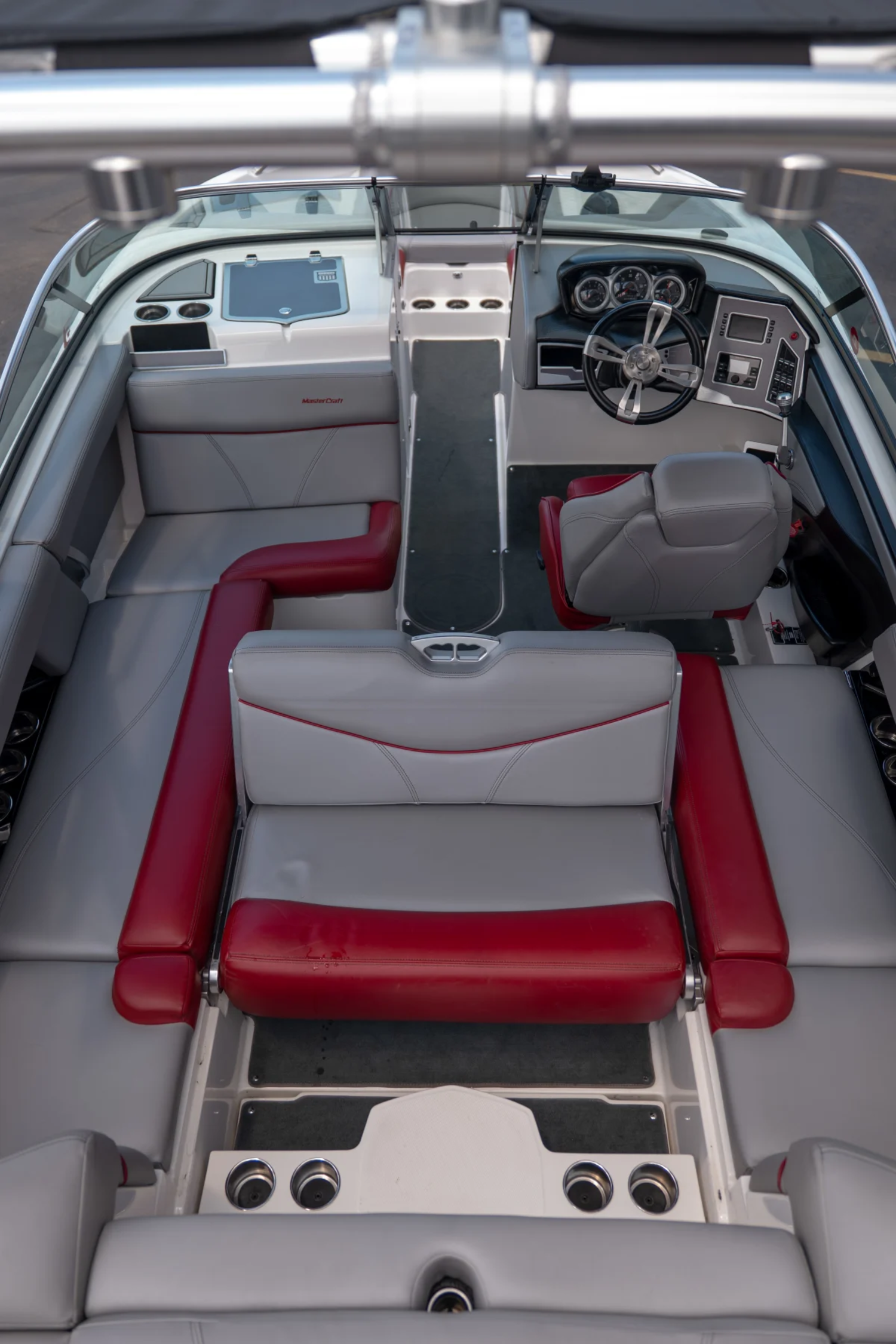 2018 MASTERCRAFT XT-21 1 OWNER TRADE VERY CLEAN 