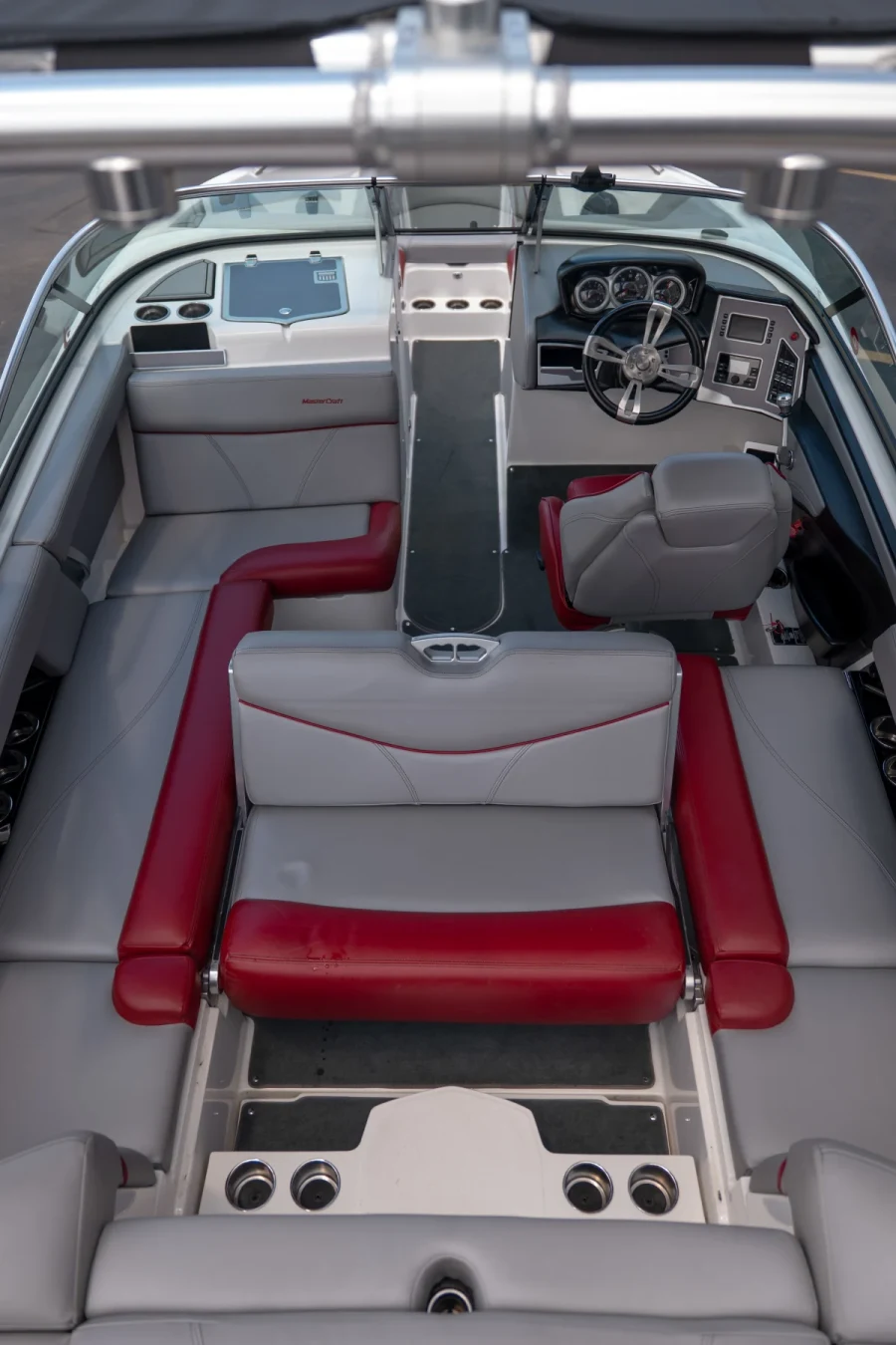 2021-mastercraft-xt21-141425-image12.webp