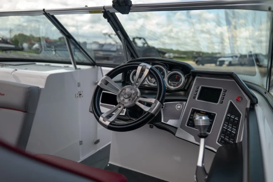 2021-mastercraft-xt21-141425-image6.webp