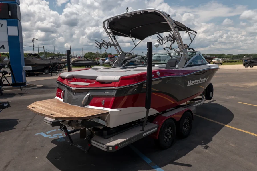 2021-mastercraft-xt21-141425-image8.webp