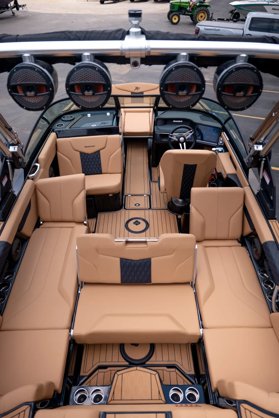 2025-mastercraft-xt24-141428-image17.webp