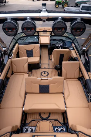 2025-mastercraft-xt24-141428-image17.webp