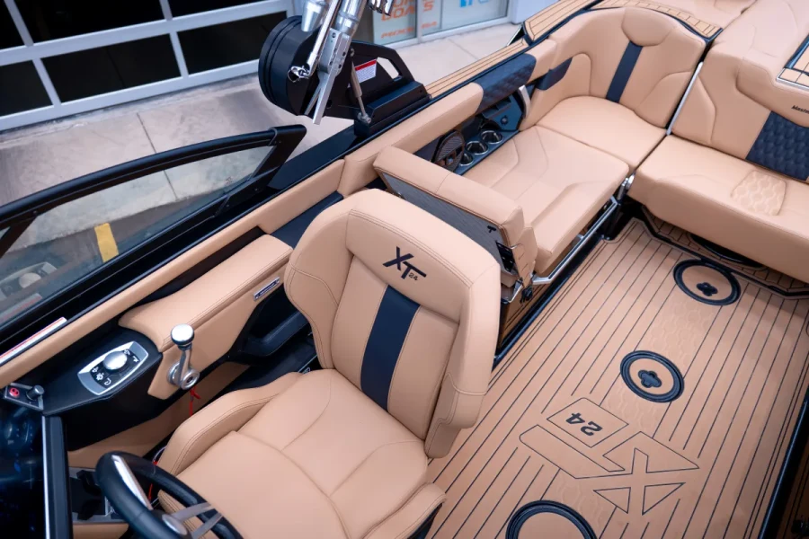 2025-mastercraft-xt24-141428-image18.webp