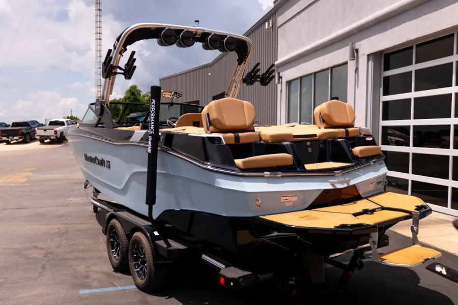 2025-mastercraft-xt24-141428-image6.webp