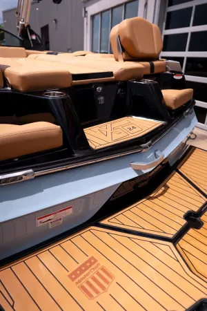 2025-mastercraft-xt24-141428-image7.webp