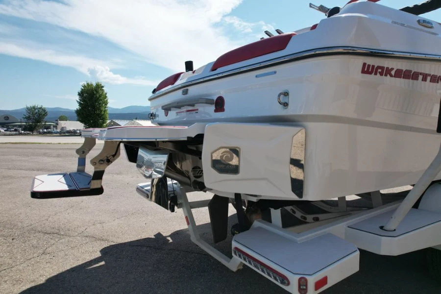 2024-malibu-wakesetter-24-mxz-141449-image12